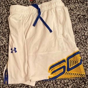 Under Armour Steph Curry boys small shorts
